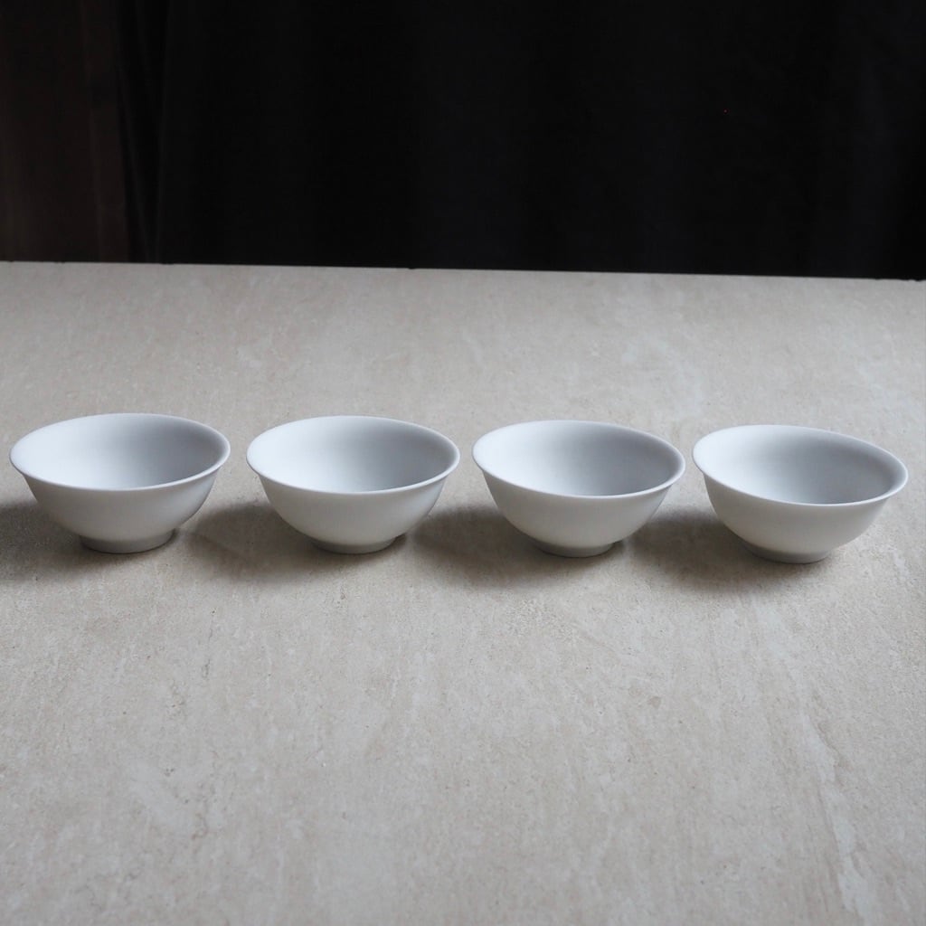 東 一仁/白磁 ウンリュウ 茶杯(茶托付き)