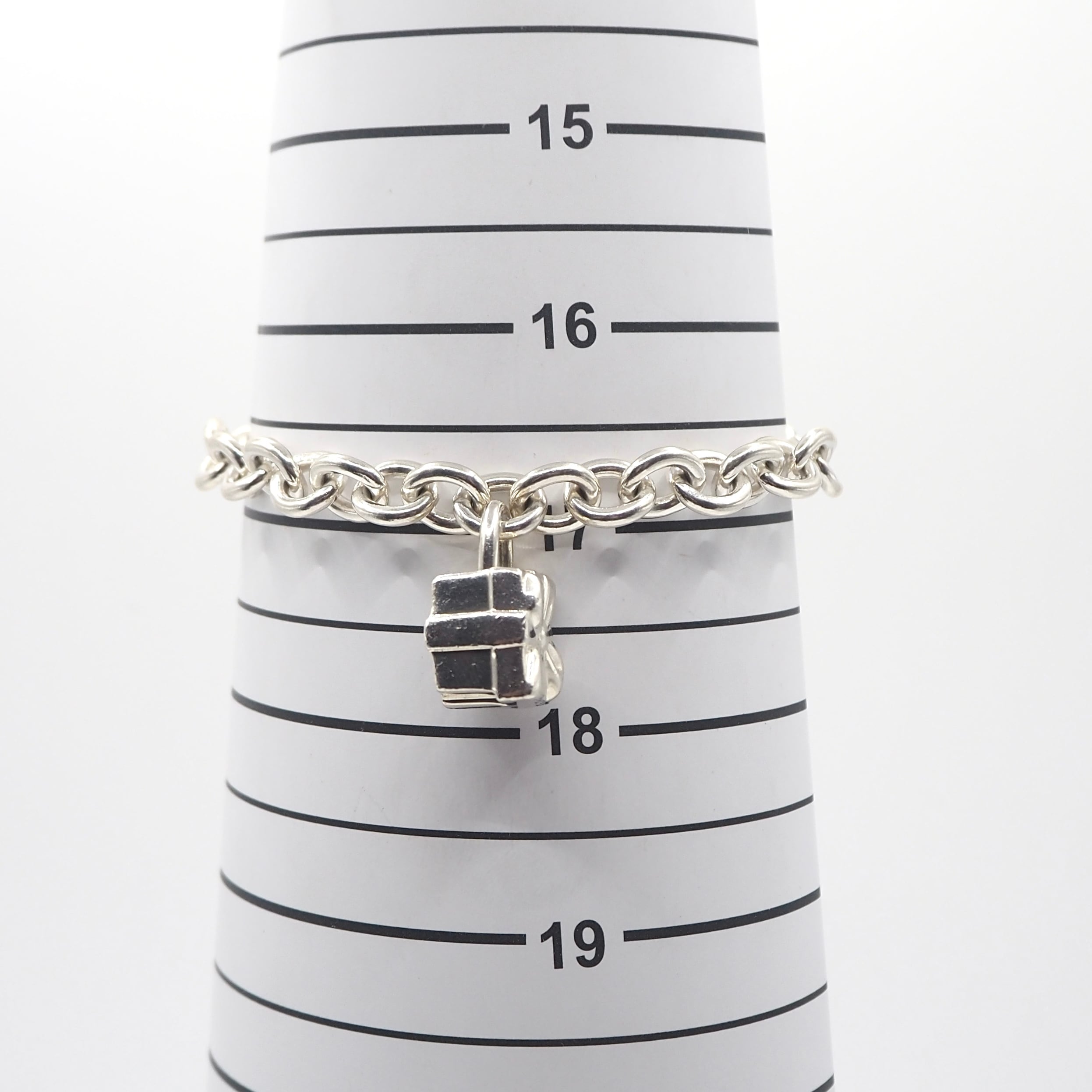 Tiffany &Co. プレゼントボックス ブレスレット シルバー925 シルバー