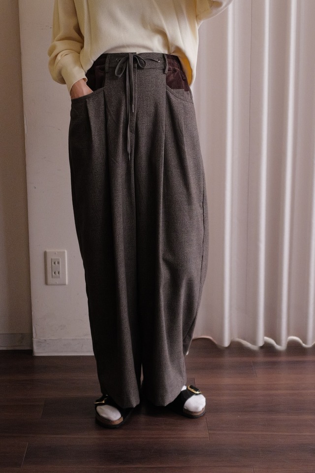 check corduroy combi pants brown