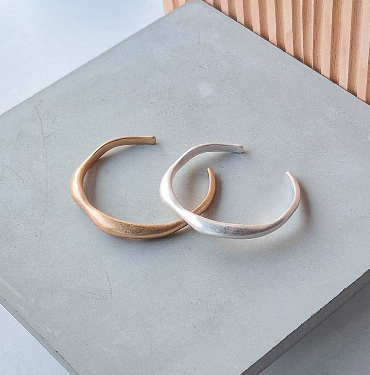 【EC限定】Thin Metal Bangle