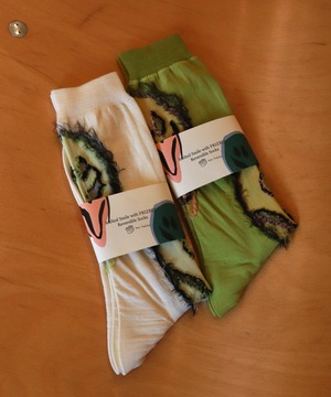 Kota Gushiken / KGSS25-K16 MELTED SMILE WITH Frizbee REVERSIBLE SOCKS (YELLOW)