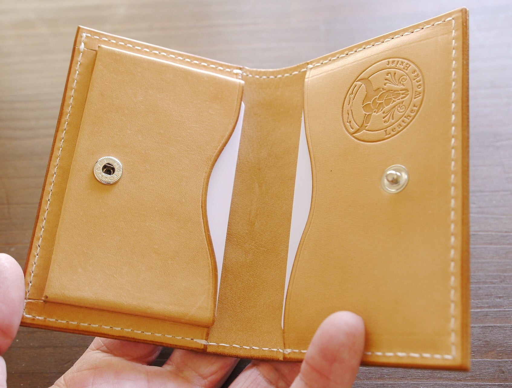 名刺入れ　カードケース　レザーカービング レザーカービング・カードケース | Leather Works Exist(レザー