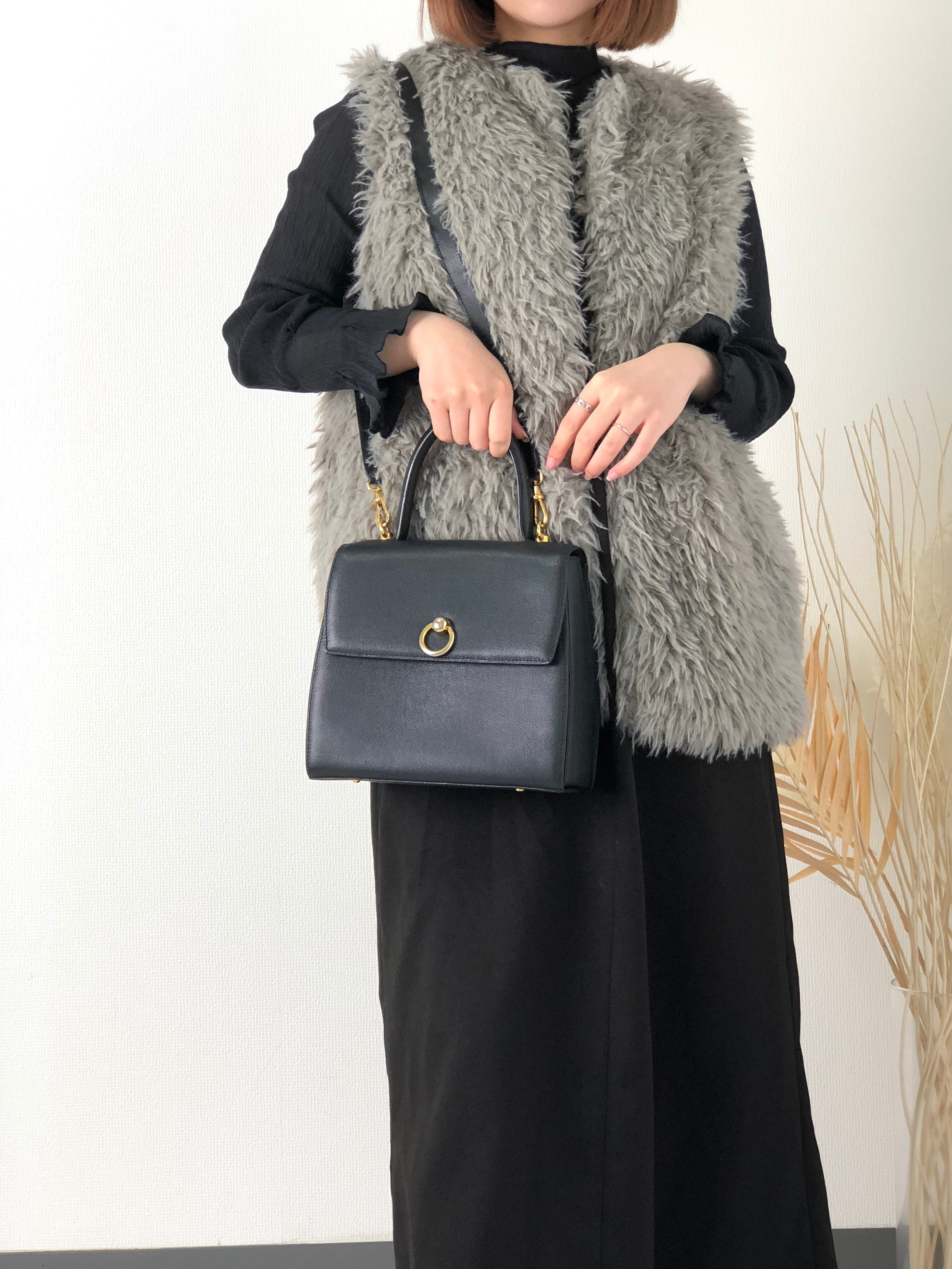 CELINE セリーヌ ショルダーバッグ ブラック ガンチーニ レザー