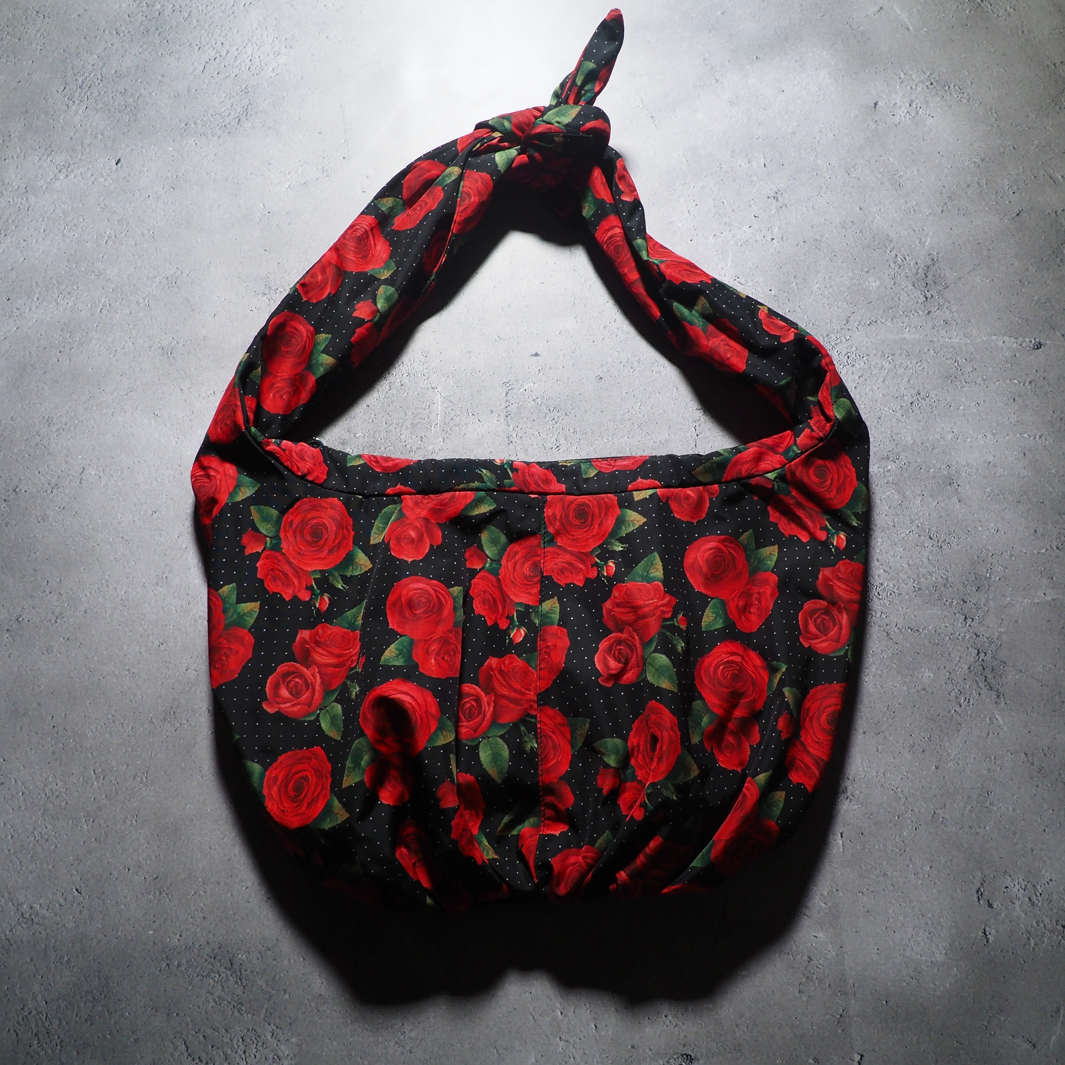 Beautiful Rose Flower × Dot pattern Design 2ways hand shoulder Bag