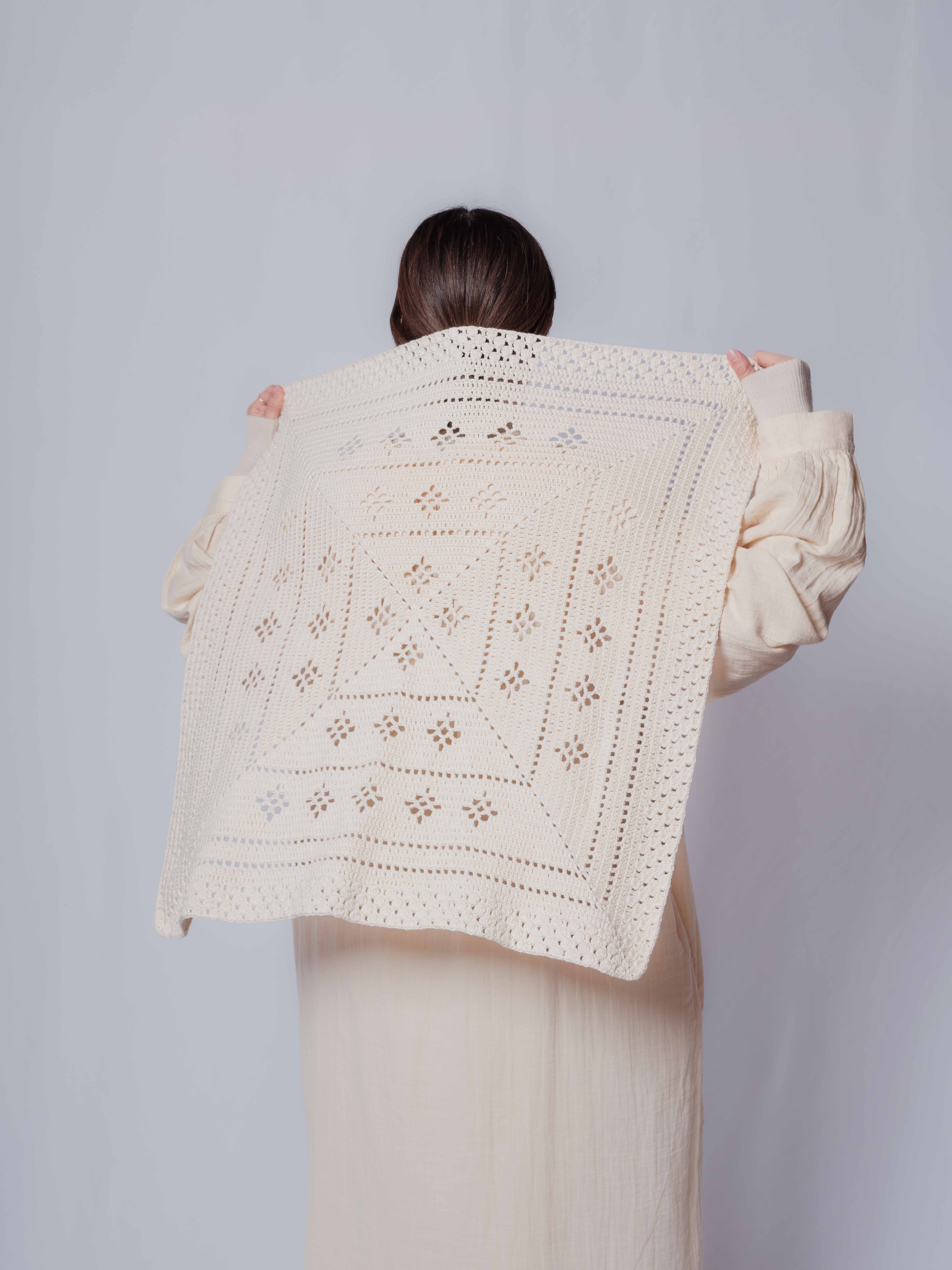 透かし模様のスクエアブランケット｜hiro crochetさんコラボキット