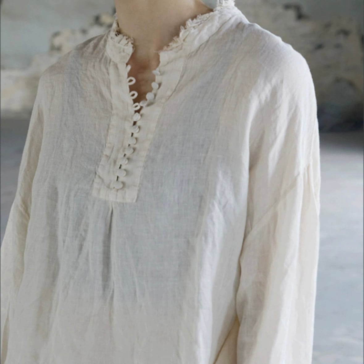 ラベンダーリチュアル リネンブラウス M23934 | 奇妙な洋装雑貨店