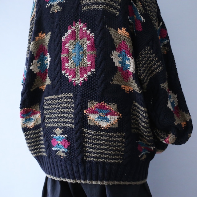 black base art pattern over silhouette cotton knit sweater