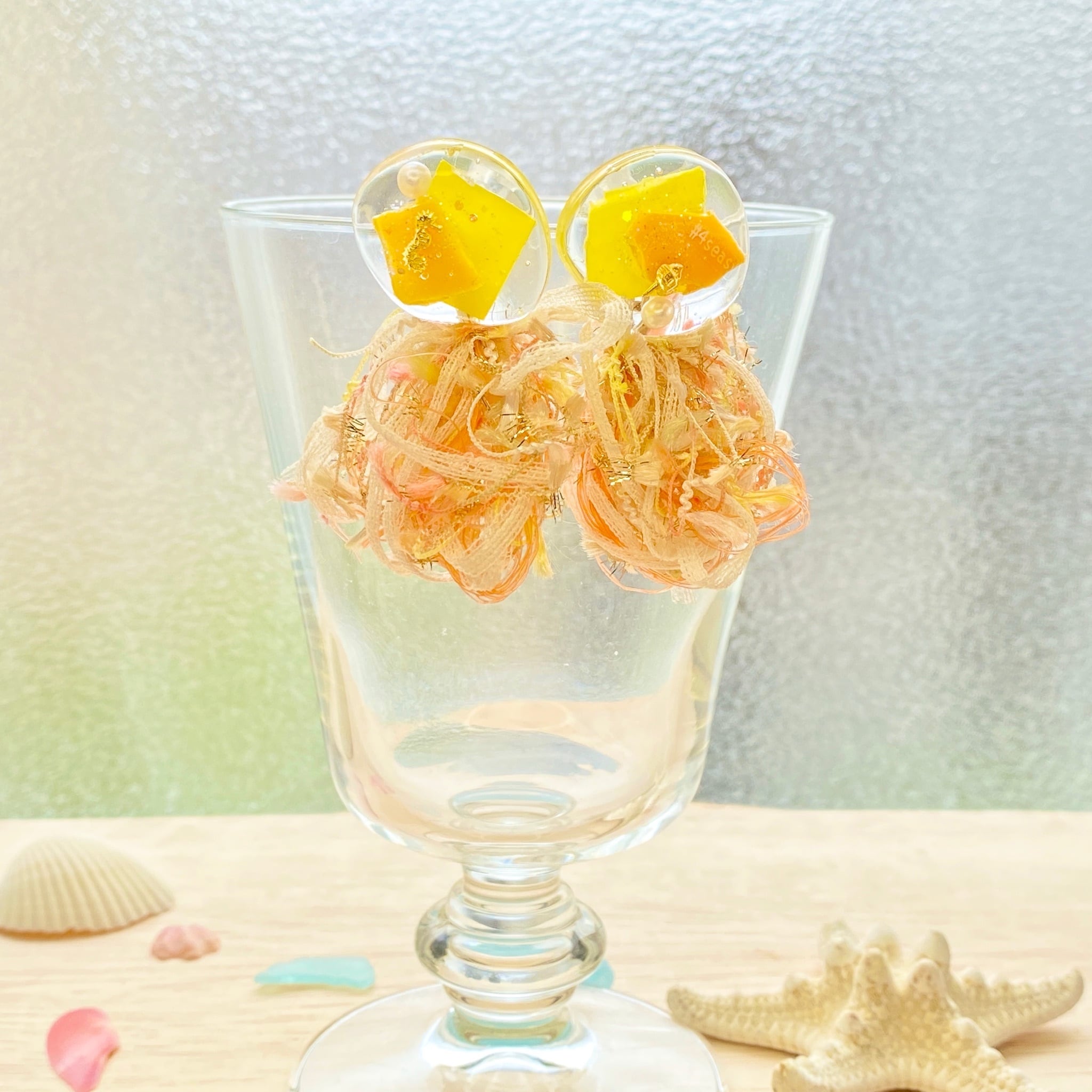 umi-ami 糸クラゲ ピアス/イヤリング イエロー ☆海洋 umi-ami 糸クラゲ ピアス/イヤリング イエロー ☆海洋