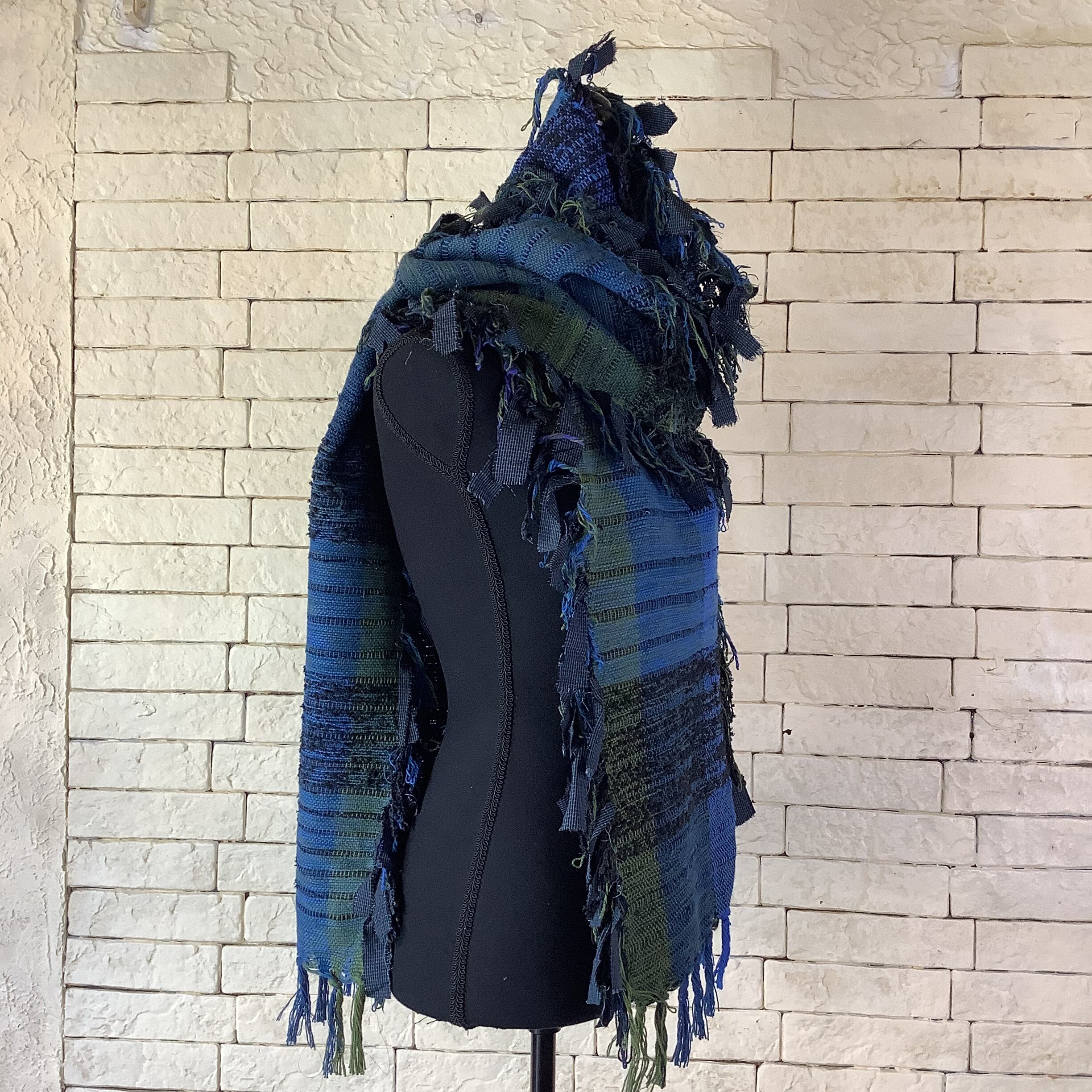 裂織　小さな手織りの青とピンクのストール　ハンドメイド 裂織 小さな手織りの青とピンクのストール ハンドメイド 藍染手織りの