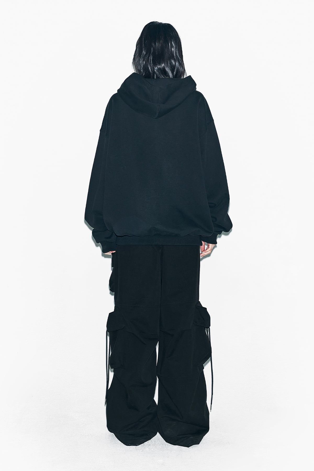 l.e.e.y] STUDDED ZIP-UP HOODIE OVERSIZED BLACK 正規品 韓国