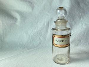 Medicine bottle / c