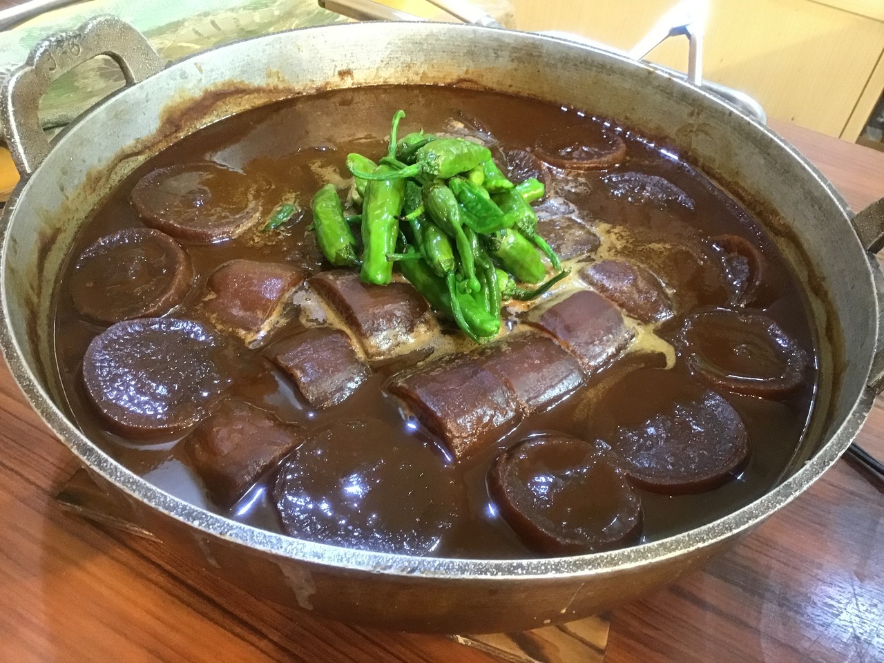 味自慢！名物どて煮