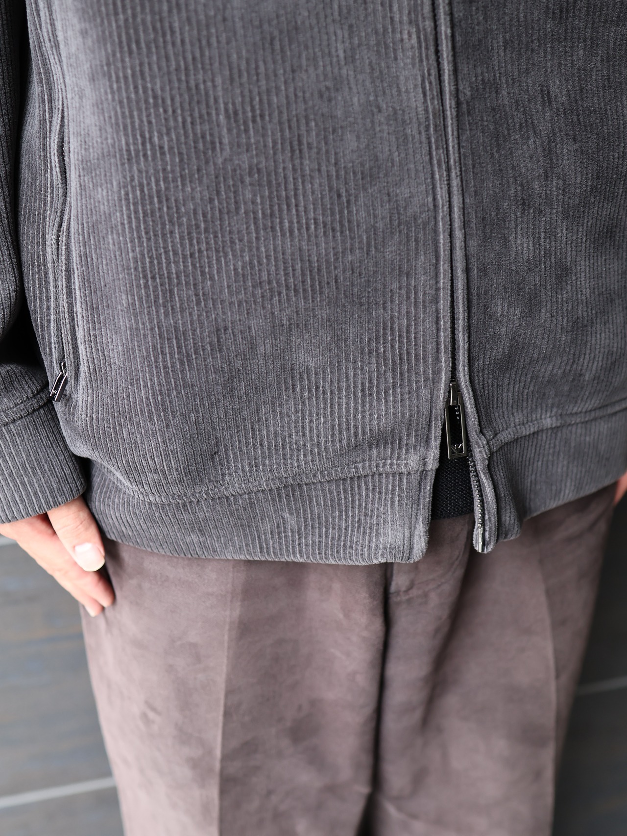 【EMPORIO ARMANI】micro suede bomber jacket