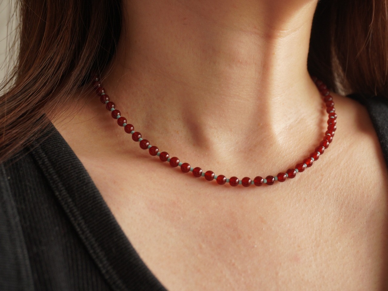 【 WAVE 】red agate × grass beads necklace