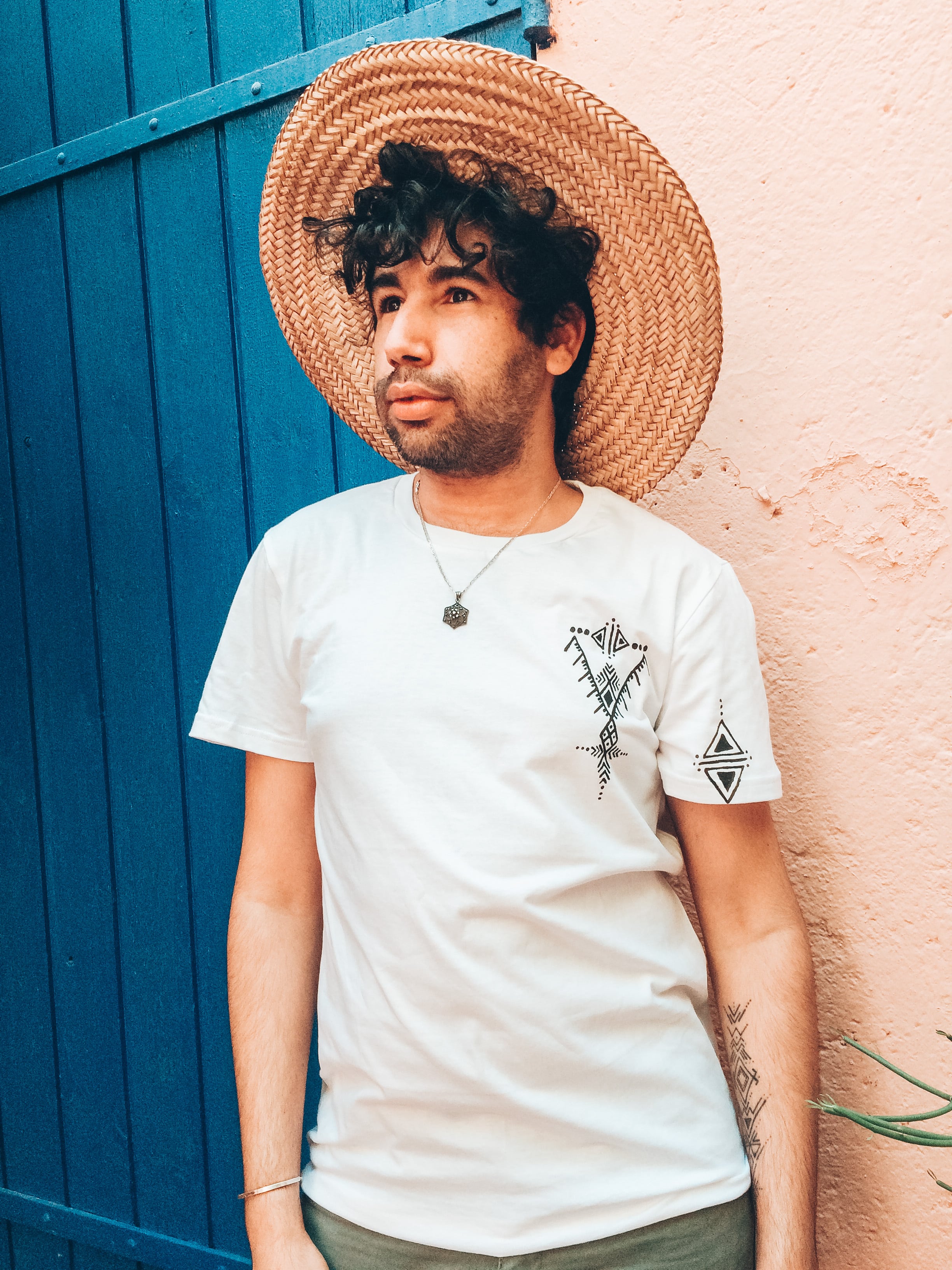 モロッコベルベルTシャツ（白）
