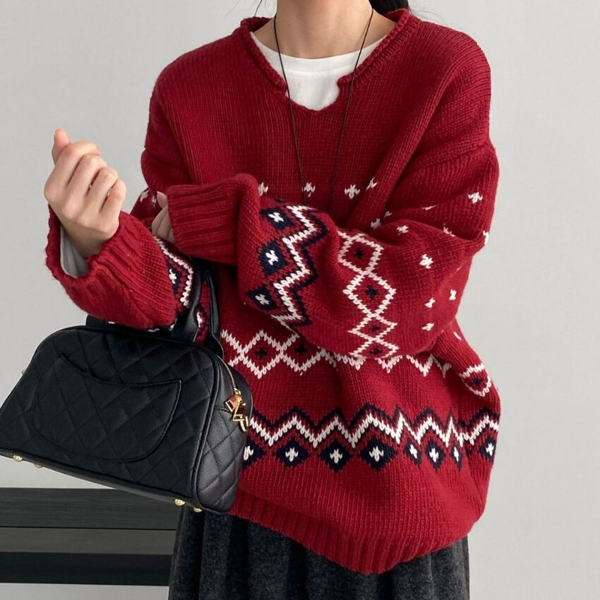 cut v-neck geometric knit　J00354