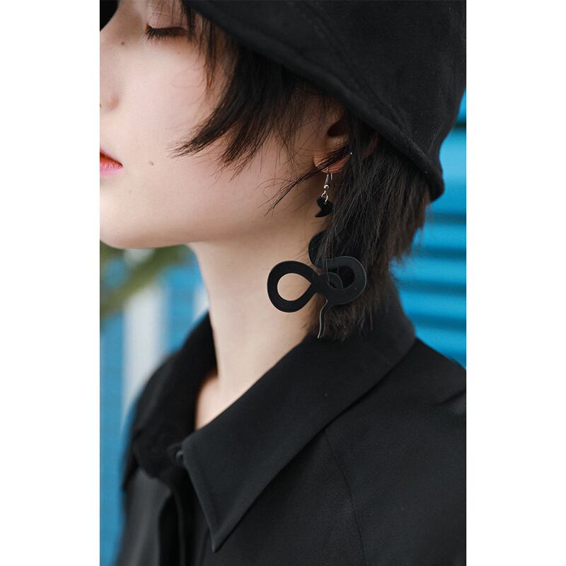 小青龍肆シリーズ ピアス ペア 蛇 へび かっこいい オリジナル 気質アップ 合わせやすい Elegant