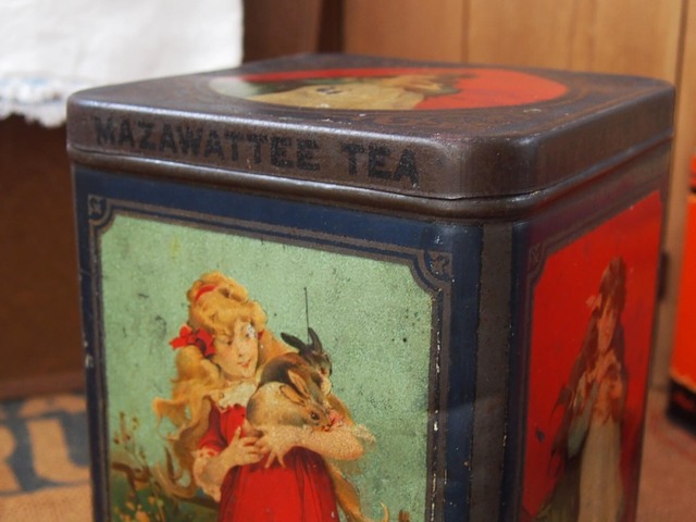 イギリスアンティーク　紅茶缶　MAZAWATTEE TEA