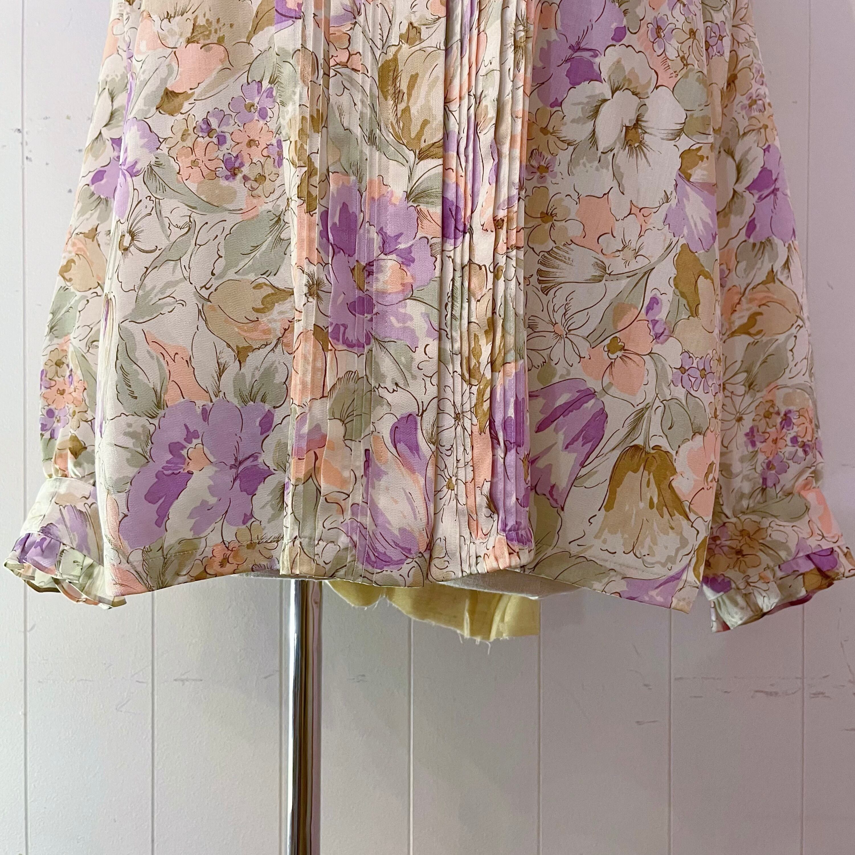 watercolor flower frill stand coller blouse