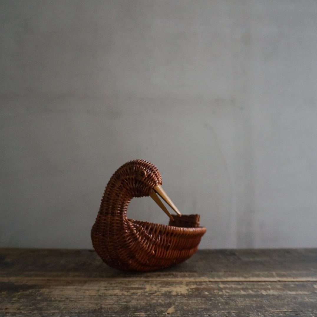 古い籐のアヒルかご | Konishi Koffee web shop