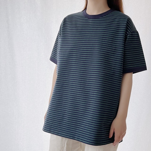 【ユニセックス】綿100％ オーバーサイズ ボーダーTシャツ｜ネイビー×グリーン｜画像2
