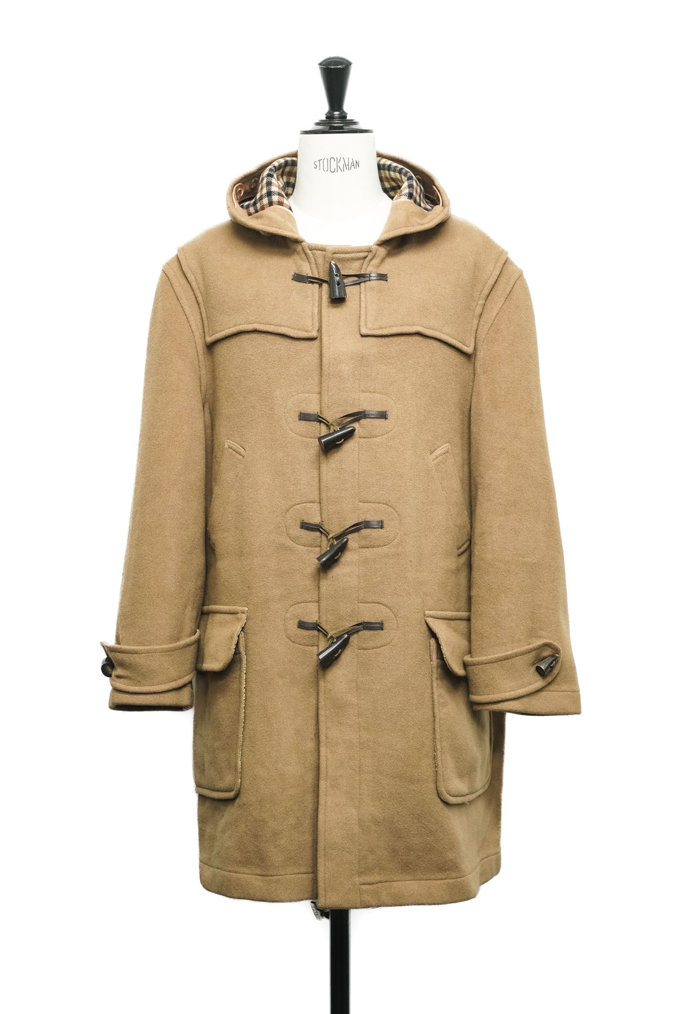 アクアスキュータム　ダッフルコート　Aquascutum Duffle Coat 1990's “Aquascutum” Wool Duffle Coat – Made in England | ESSENCE