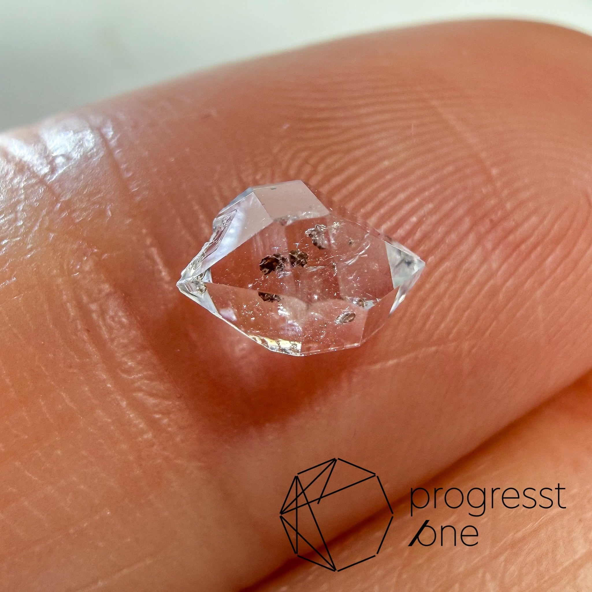 ハーキマーダイヤモンド(オイルイン)0.55ct | progresstone