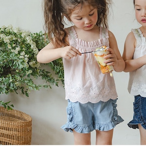 夏フリルデニムショートパンツ