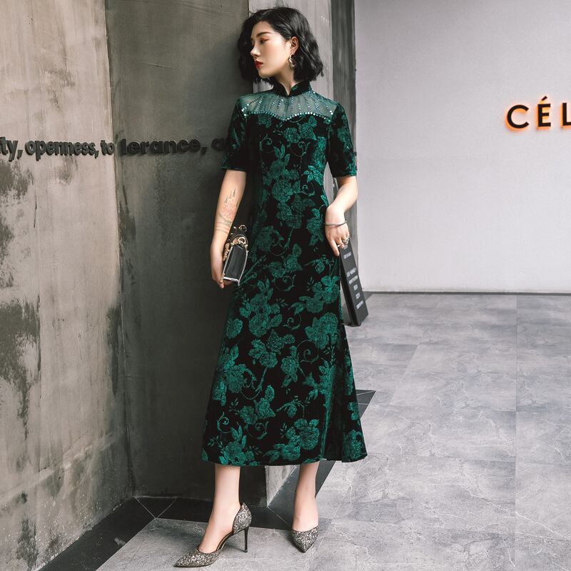 ロング丈チャイナドレス ベルベットチャイナドレス チャイナ風ワンピース チャイナ風服 中華服 二次会 女子会 同窓会 スタンドネック 五分袖 大きいサイズ M L Ll 3l 4l 上品 エレガント グリーン レッド 緑 赤い Dresszone