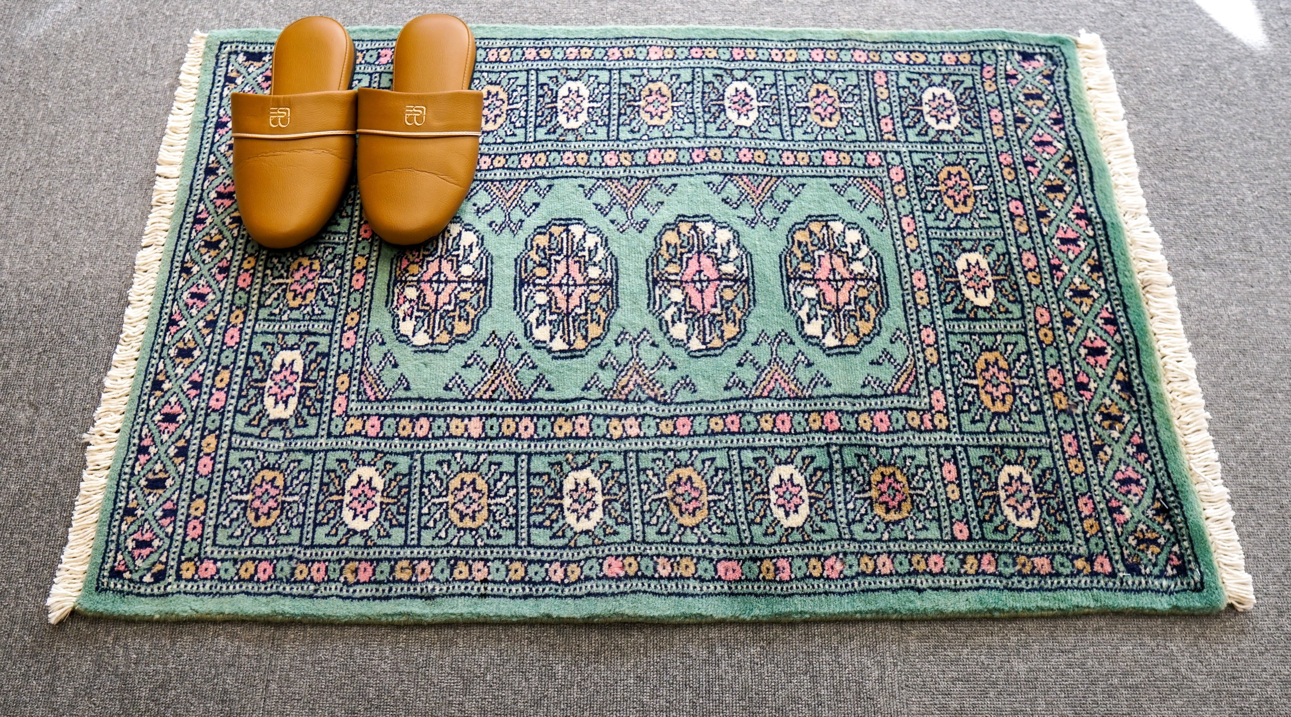 94×64cm【パキスタン手織り絨毯】 | Decorworks