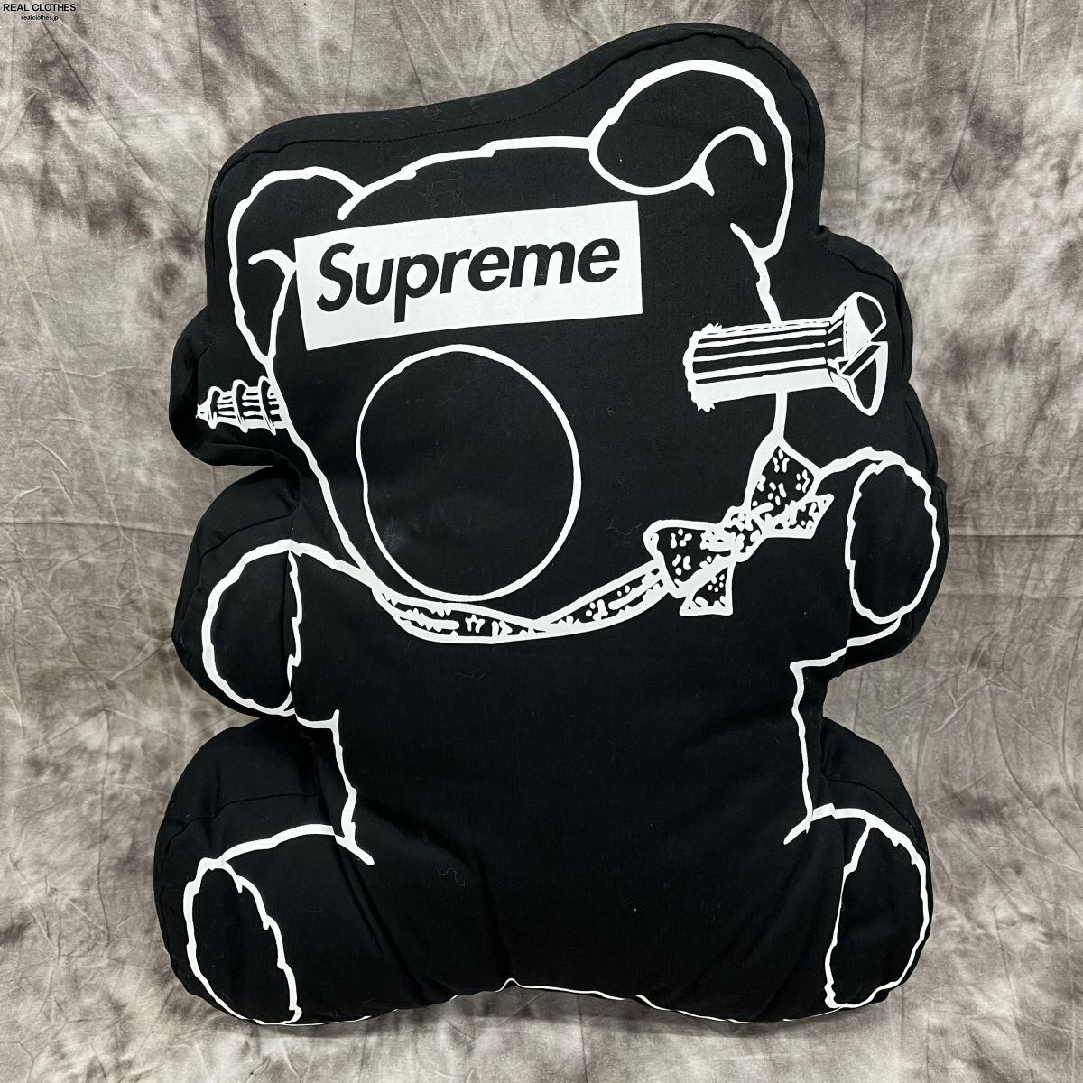 supreme × undercover Bear Pillow クッション iveyartistry.com