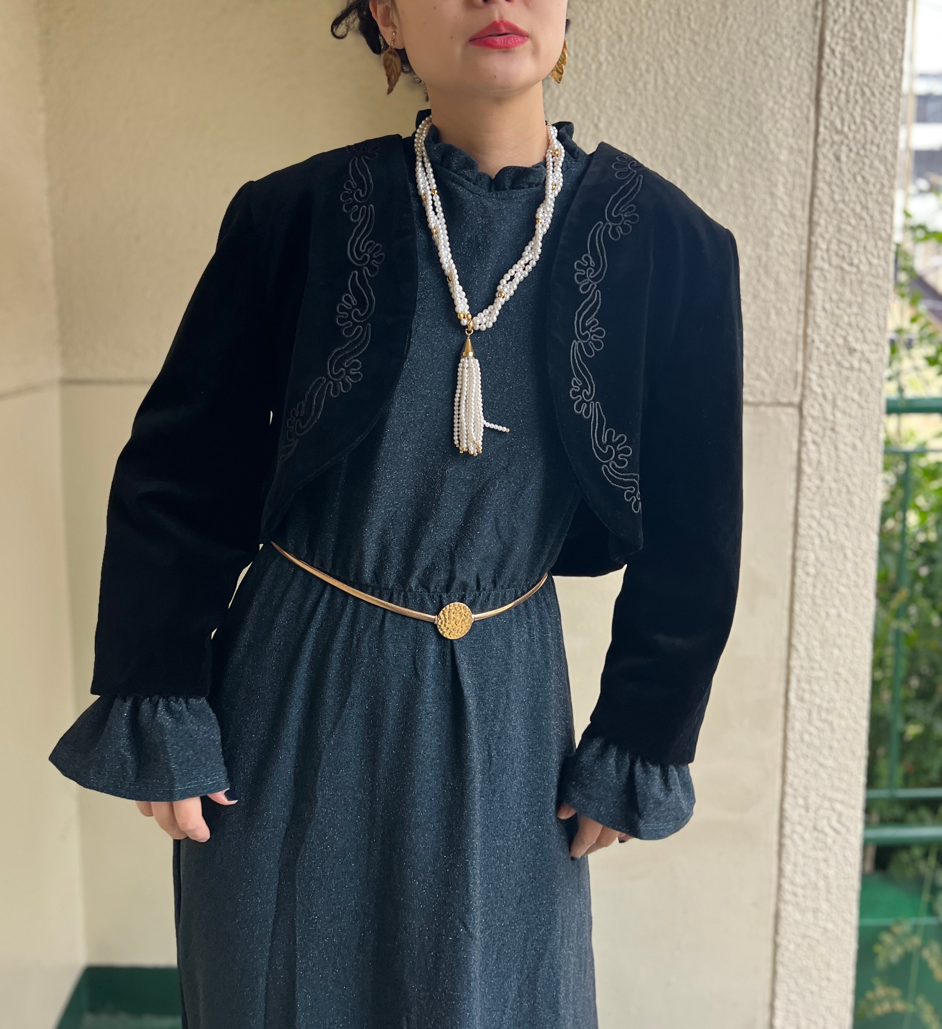 Vintage black velours embroidery bolero ( ヴィンテージ ブラック ベロア 刺繍 ボレロ )