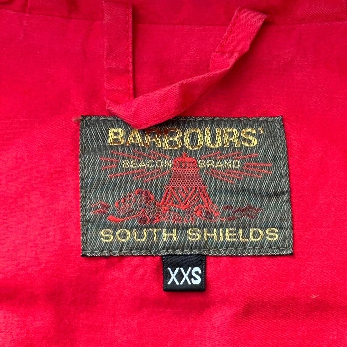BARBOUR】灯台復刻タグ マウンテンパーカー フード付き ウエスト絞り
