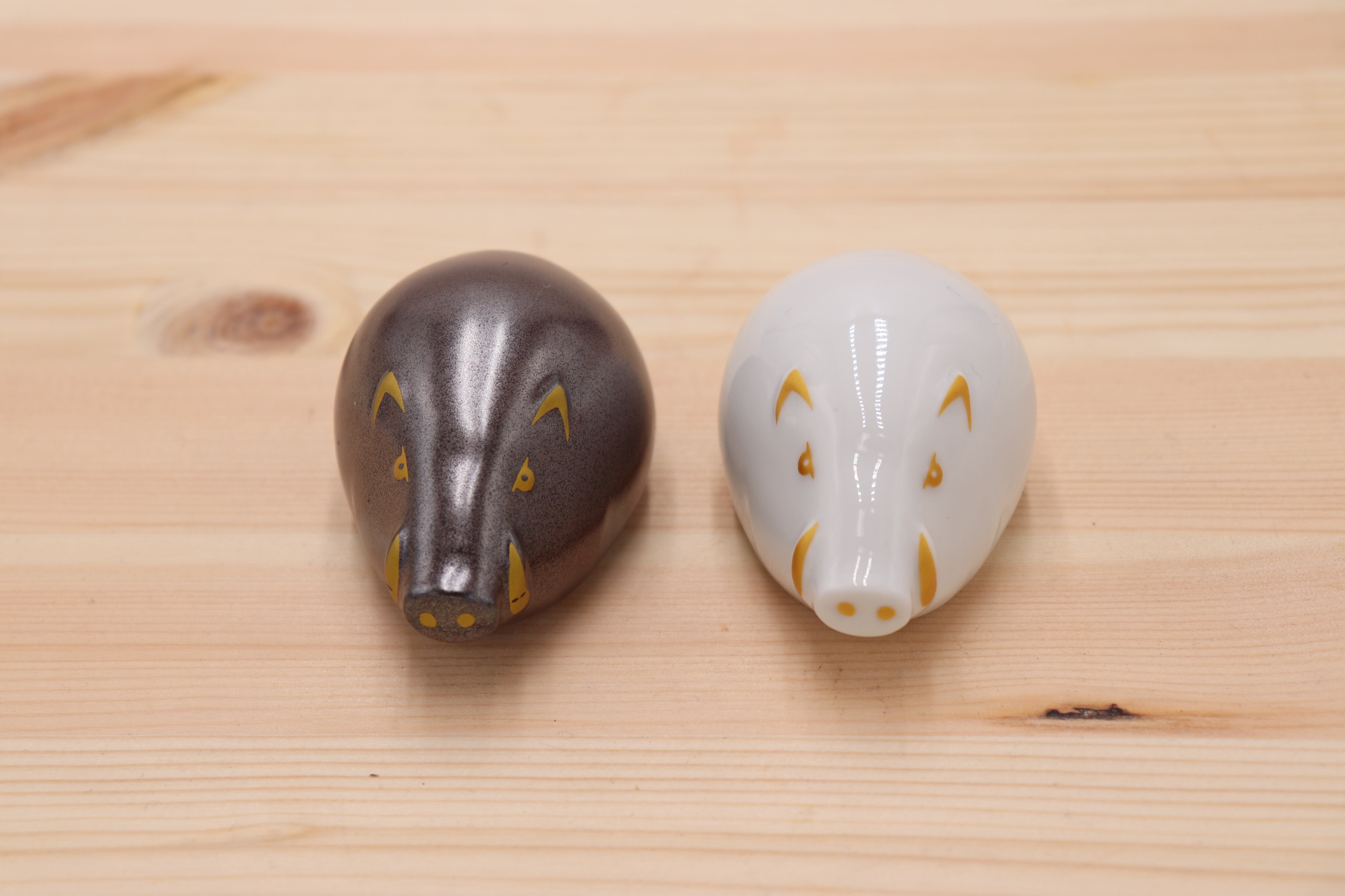 イノシシ置物ペア | 陶窯みかわや