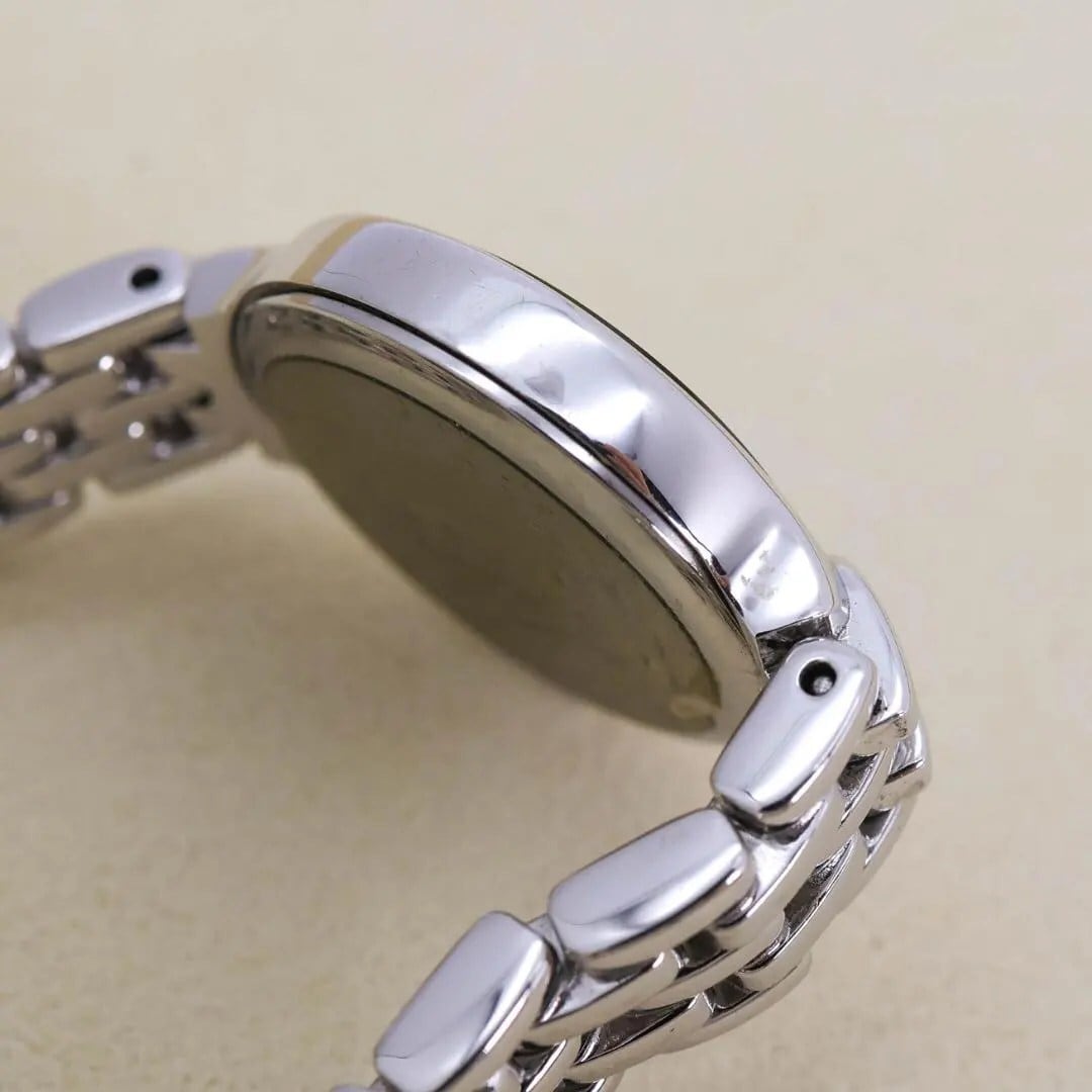 稼働 イヴサンローラン 腕時計 ローマン レディース 新品電池 2529