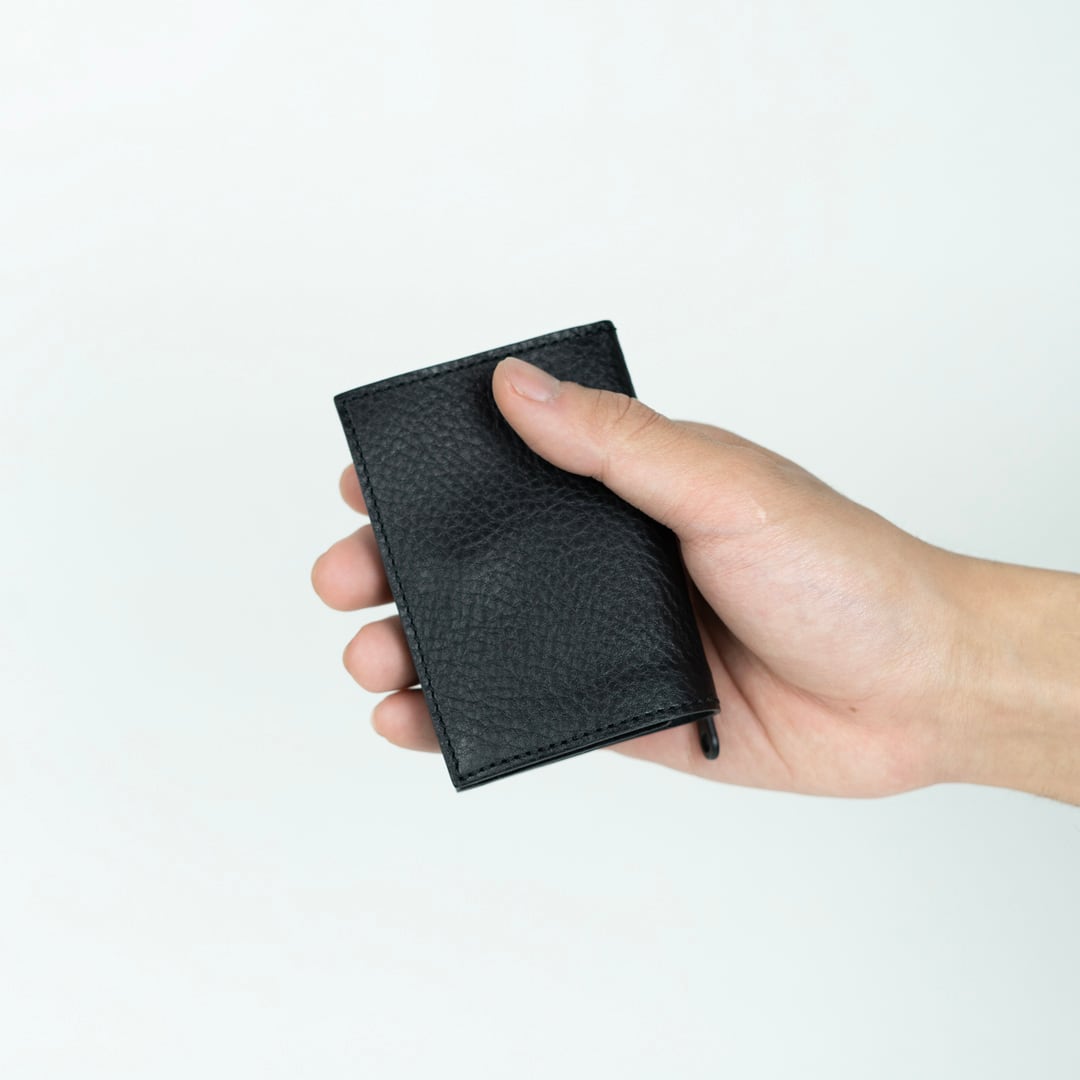 再入荷】PLAY WALLET LEATHER (BLACK) | Minimalight × MAGASINN KYOTO