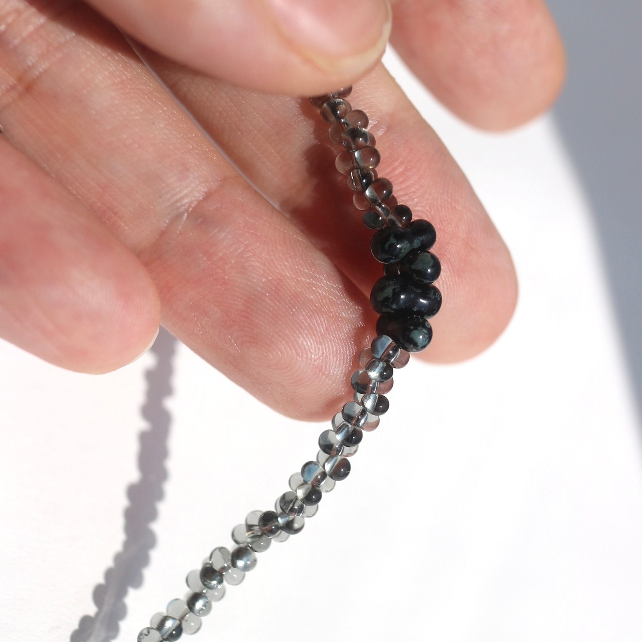 クリアガラスビーズネックレス