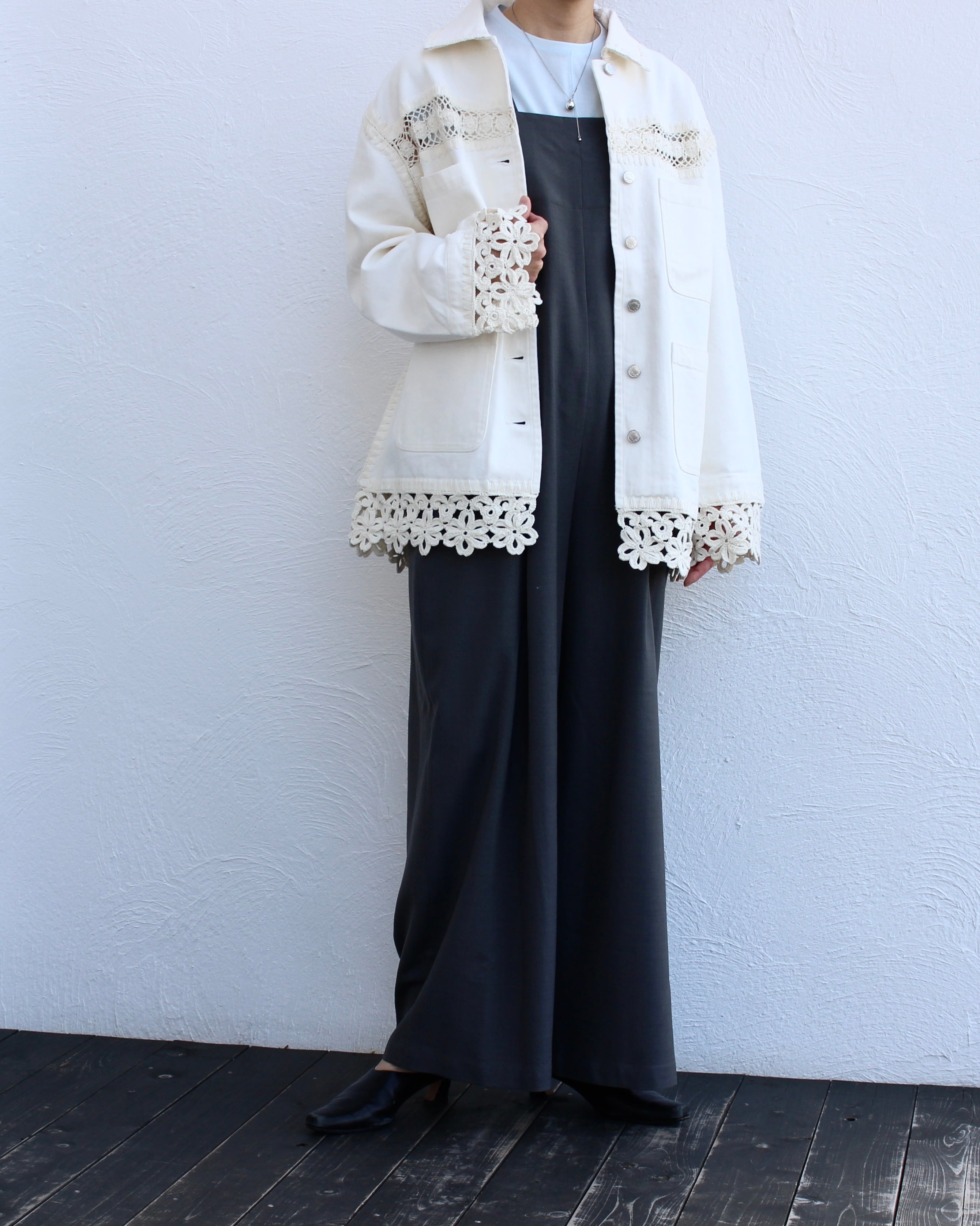 Nikki ESSENTIAL PIECES/salopette | Coffee Restaurant & Boutique mari