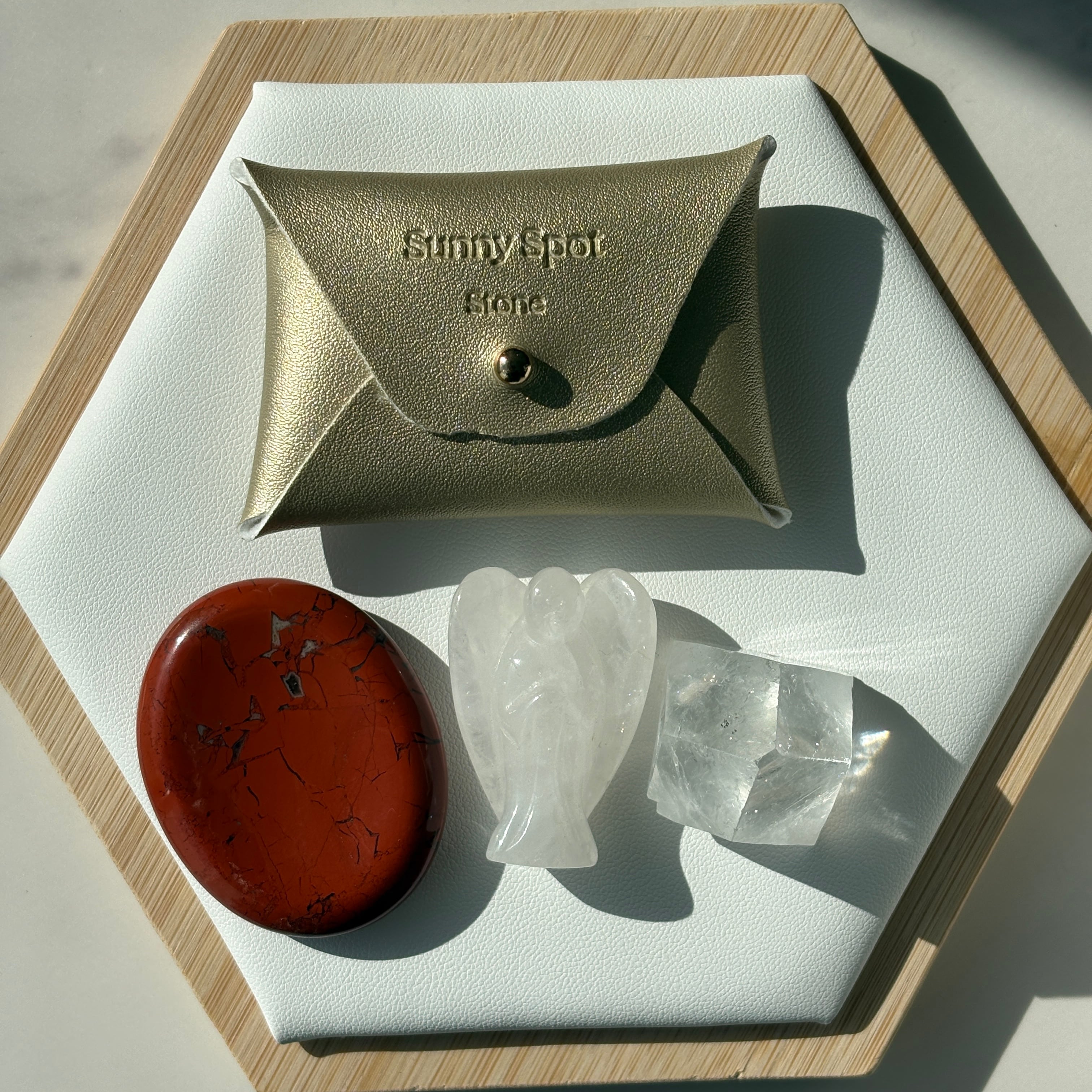 虹あり】透明感抜群 レムリアンシードクリスタルクリアクォーツ