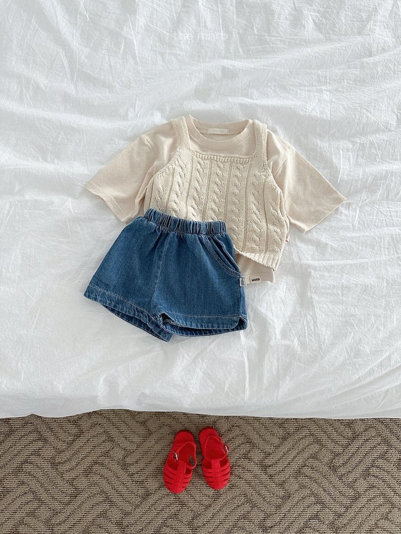 [the mnrb] Twist Vest / [미니로브] 꽈배기니트베스트