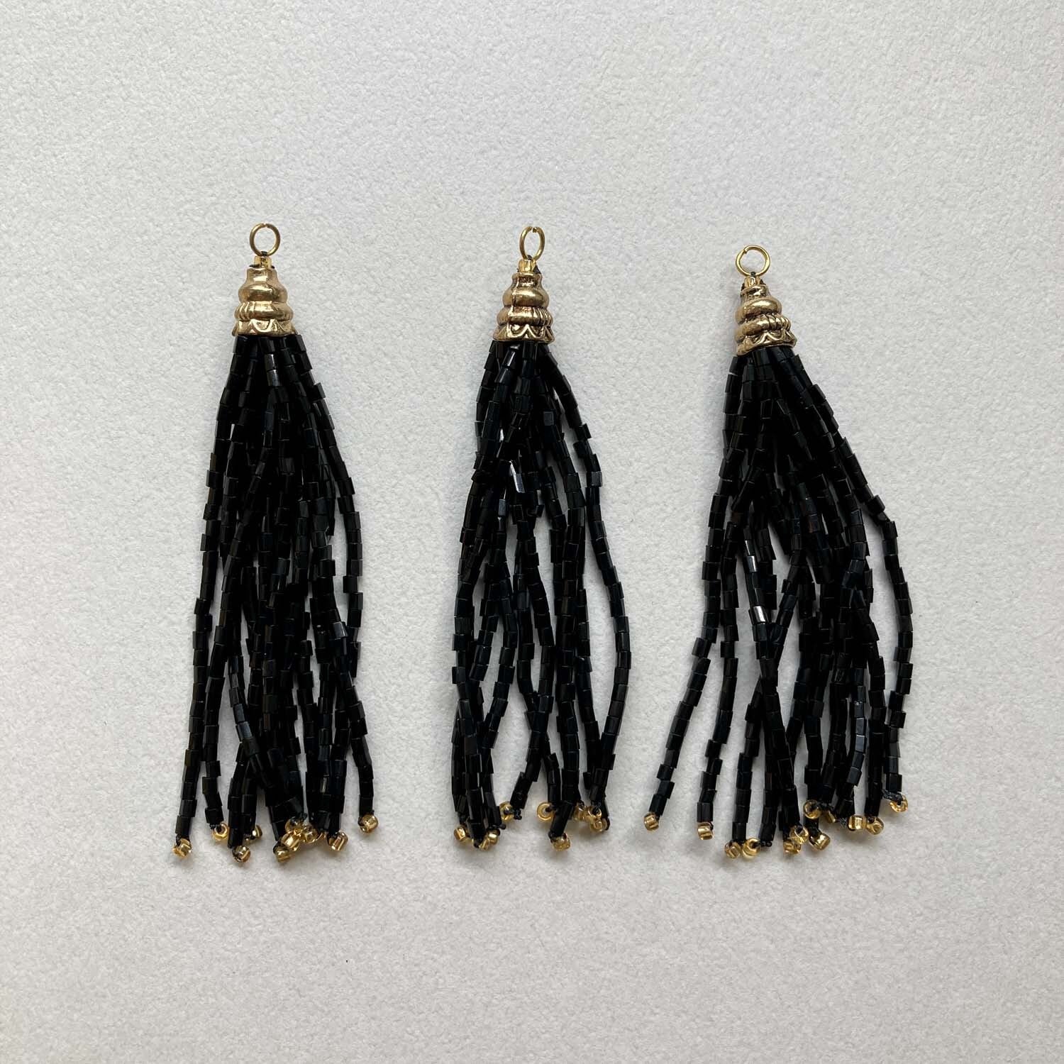 再入荷〉Duaオリジナル 六角ビーズタッセルチャーム | Dua