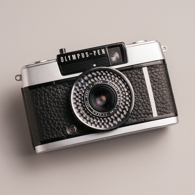 OLYMPUS PEN EE-3 オレンジ × ホワイト
