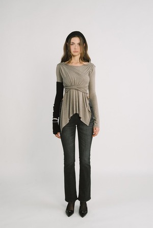 [threetimes] Eclipse top (beige gray) 正規品 韓国ブランド 韓国通販 韓国代行 韓国ファッション スリータイムズ three times 日本 店舗