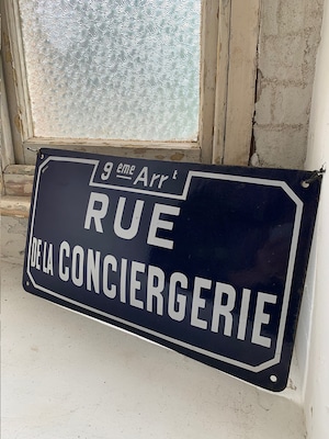 ホーローサインプレート 看板 紺色 ネイビー Rue de la Conciergerie