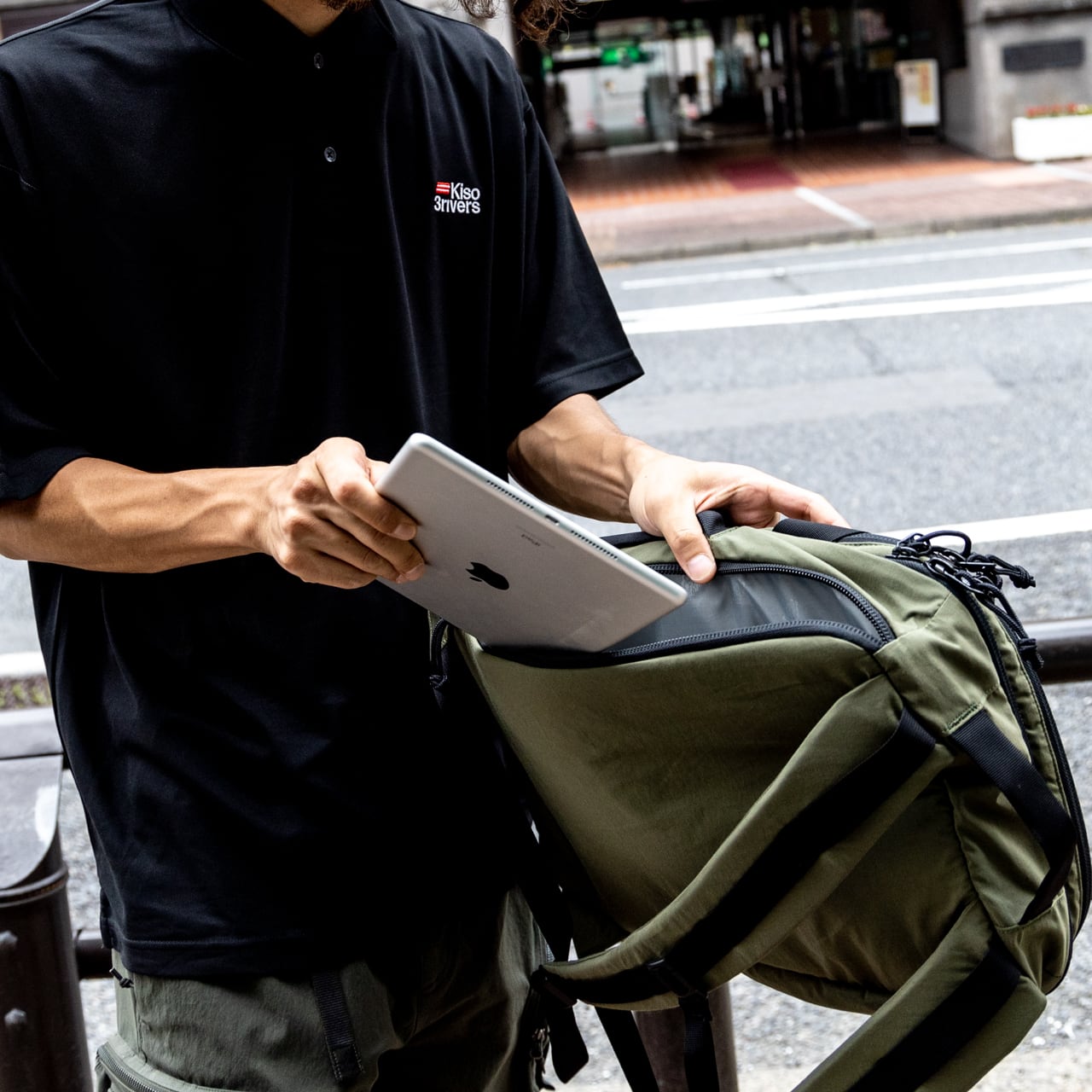 COMPACT LUGGAGE / Olive / MT.RAINIER DESIGN | PEPS