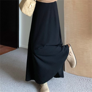 【送料無料】 スカート 2色 ロングスカート Aライン フレア ロング マキシ ウエストゴム 薄手生地 かわいい 大人可愛い 大人女子 こなれ感 シンプル カジュアル 大人 上品 おしゃれ お洒落 ラフ コンサバ ヘルシー 無地 春 夏 20代 30代 40代 レディース 女性 デート お出かけ お茶会 女子会 休日 演奏会 授業参観 着回し プチプライス カラバリ デイリーユース 普段使い オルチャン 韓国系 ファッション コーデ スタイル 定番アイテム 着痩せ インスタ映え