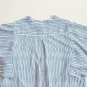 Rayon flare sleeve blouse (stripe)