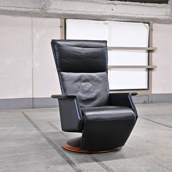 SSー未使用に近い展示品3GK45 ベルグ Berg パーソナルチェア オットマン 本革 安楽椅子