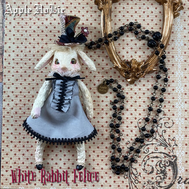 ロング ネックレス【White Rabbit Felicie・ホワイト ラビット フェリシー】