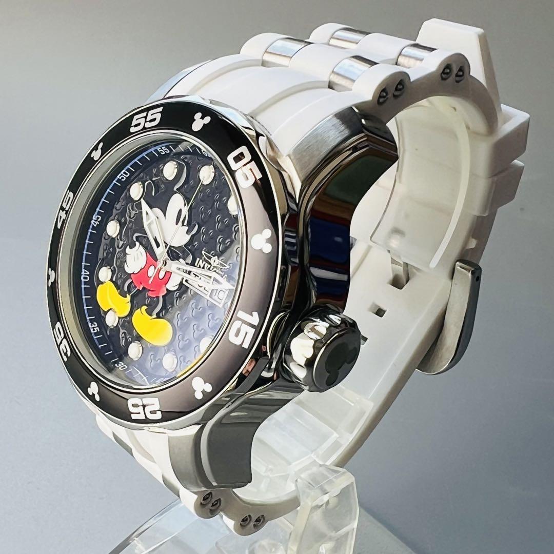 Invicta　ディズニー　腕時計　世界限定3000個